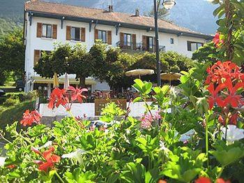 Hotel Restaurant - Acacias Bellevue 2*