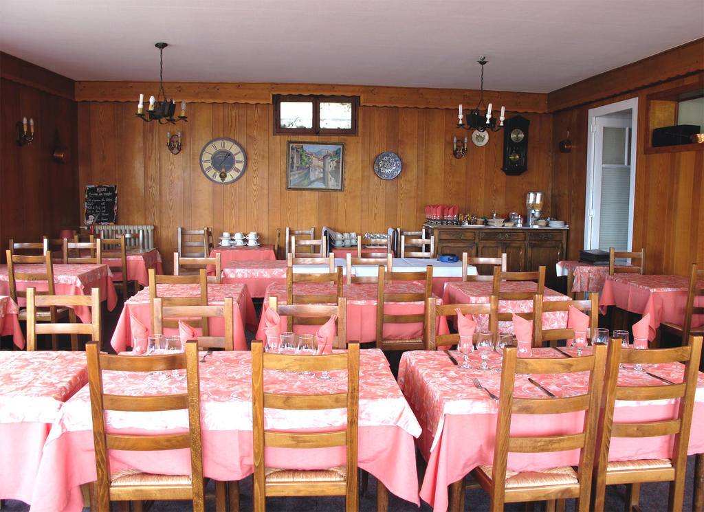 Restaurant - Acacias Bellevue Hotel